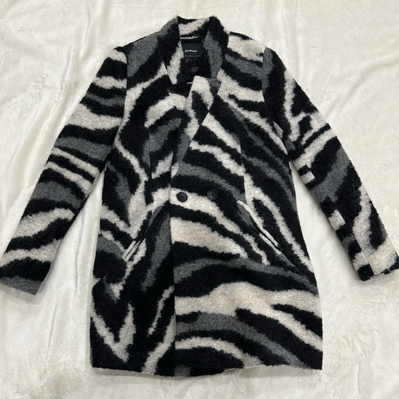 Stradivarius Zebra Print Jacket-size L - Picture 6 of 10